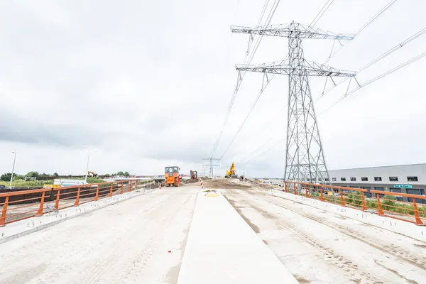 Reconstructie N211 Wippolderlaan: slimme fundering op een uitdagende locatie